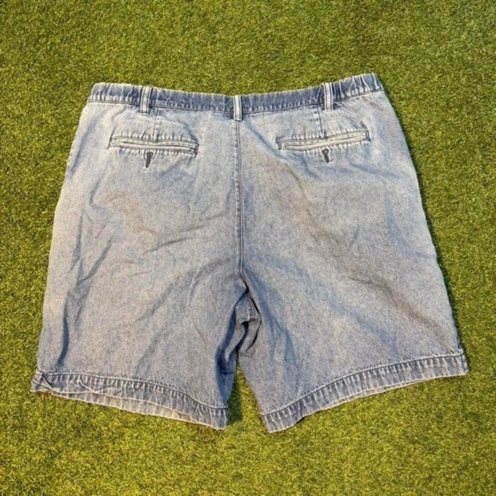 Croft & Barrow Denim Shorts (38)